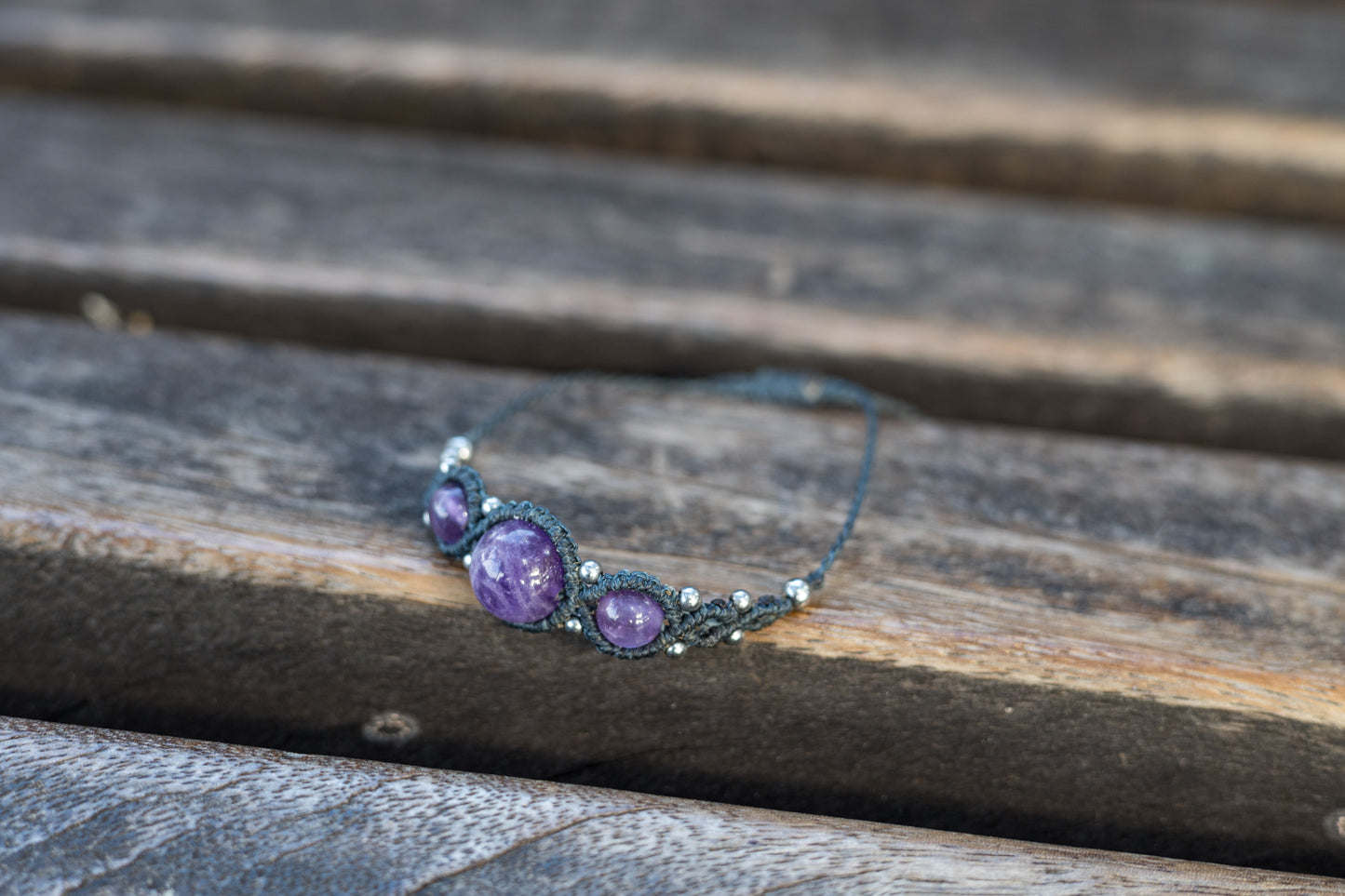 Amethyst micro macramè bracelet